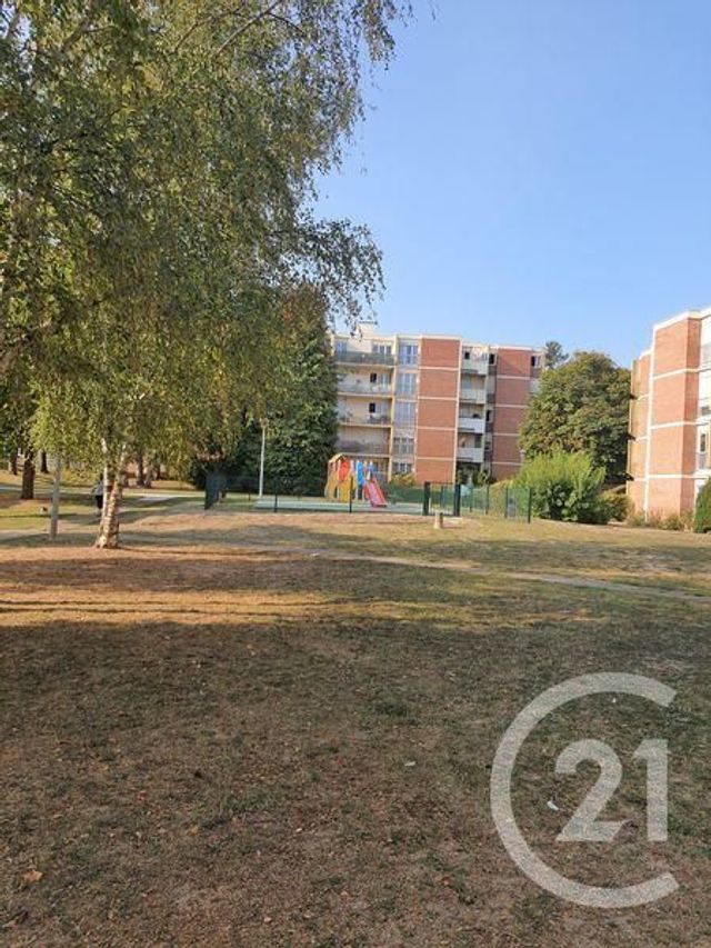 Afficher la photo en grand Appartement F5 à vendre - 5 pièces - 104.6 m2 - EZANVILLE - 95 - ILE-DE-FRANCE - Century 21 Osmose