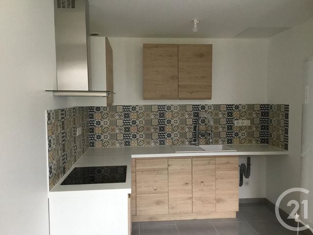 Afficher la photo en grand Appartement Duplex à louer - 5 pièces - 84.1 m2 - MAFFLIERS - 95 - ILE-DE-FRANCE - Century 21 Osmose