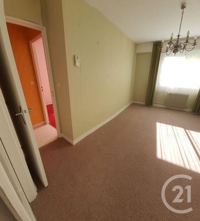 Afficher la photo en grand Appartement F3 à vendre - 3 pièces - 68.0 m2 - DOMONT - 95 - ILE-DE-FRANCE - Century 21 Osmose