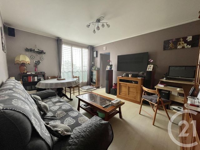 Appartement F4 à vendre - 4 pièces - 67.81 m2 - DOMONT - 95 - ILE-DE-FRANCE - Century 21 Osmose Appartement F4 à vendre - 4 pièces - 67.81 m2 - DOMONT - 95 - ILE-DE-FRANCE - Century 21 Osmose