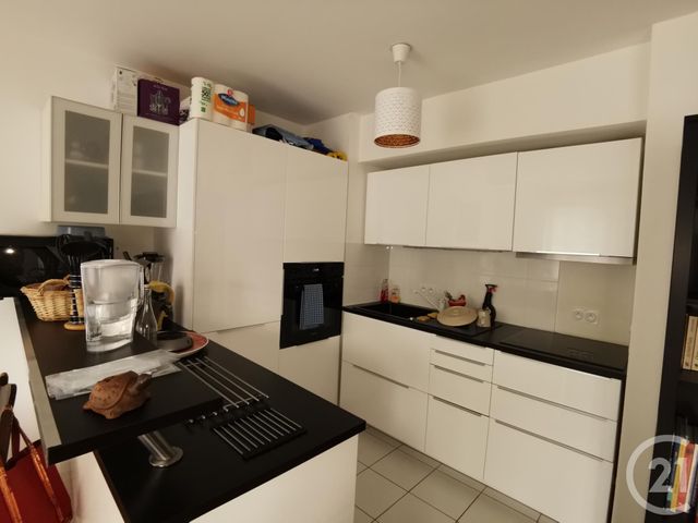 Afficher la photo en grand Appartement T3 à vendre - 3 pièces - 62.59 m2 - MAFFLIERS - 95 - ILE-DE-FRANCE - Century 21 Osmose