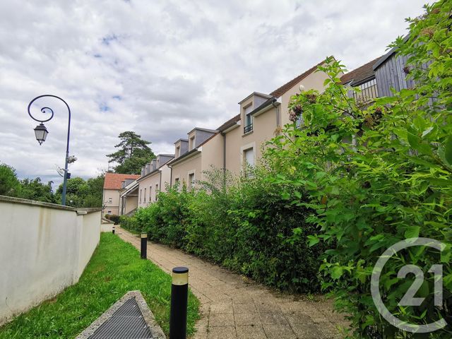 Afficher la photo en grand Appartement T3 à vendre - 3 pièces - 62.59 m2 - MAFFLIERS - 95 - ILE-DE-FRANCE - Century 21 Osmose