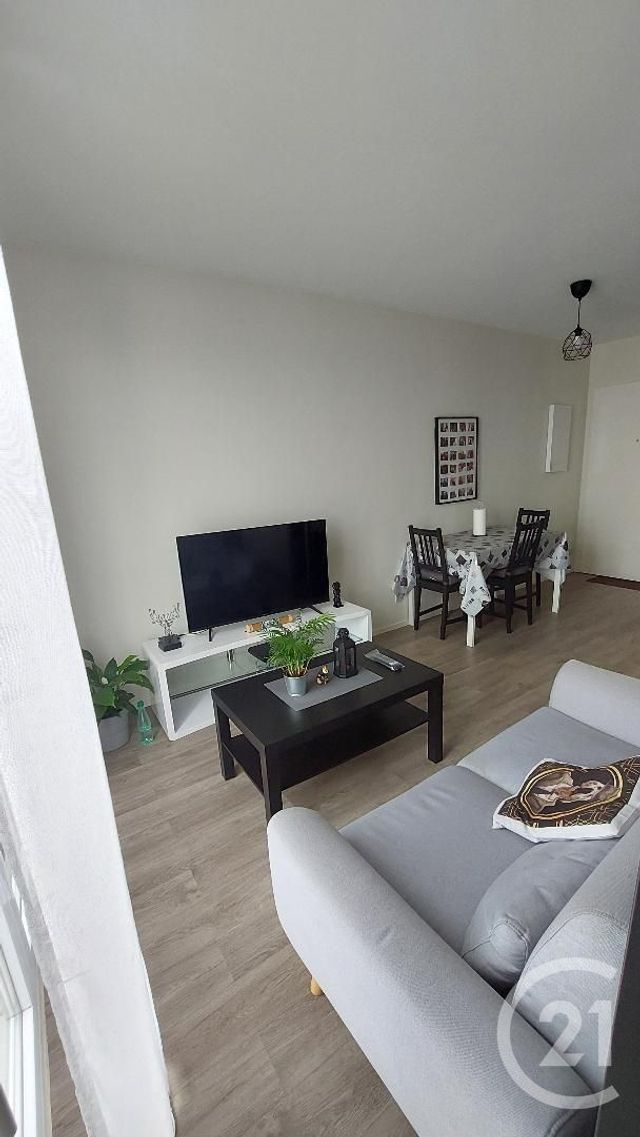 Studio à louer - 1 pièce - 27.29 m2 - DOMONT - 95 - ILE-DE-FRANCE - Century 21 Osmose