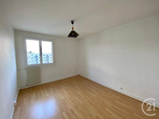 Appartement F4 à vendre - 4 pièces - 71.36 m2 - DOMONT - 95 - ILE-DE-FRANCE - Century 21 Osmose Appartement F4 à vendre - 4 pièces - 71.36 m2 - DOMONT - 95 - ILE-DE-FRANCE - Century 21 Osmose