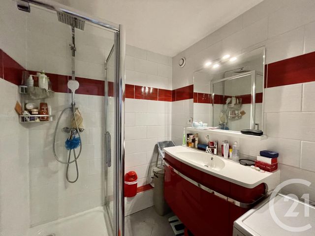 Appartement F5 à vendre - 5 pièces - 78.78 m2 - DOMONT - 95 - ILE-DE-FRANCE - Century 21 Osmose Appartement F5 à vendre - 5 pièces - 78.78 m2 - DOMONT - 95 - ILE-DE-FRANCE - Century 21 Osmose