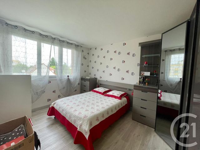 Appartement F4 à vendre - 4 pièces - 84.0 m2 - DOMONT - 95 - ILE-DE-FRANCE - Century 21 Osmose Appartement F4 à vendre - 4 pièces - 84.0 m2 - DOMONT - 95 - ILE-DE-FRANCE - Century 21 Osmose