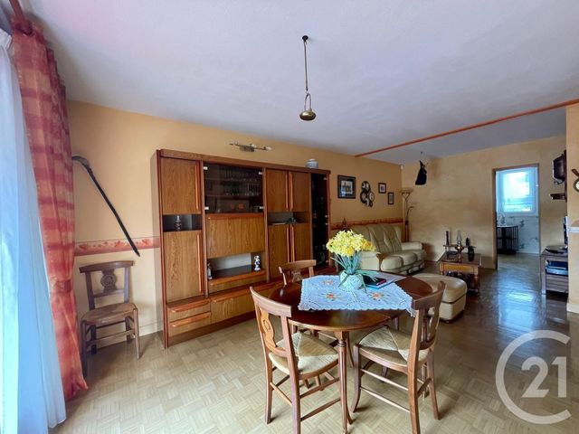 Appartement F4 à vendre - 4 pièces - 84.0 m2 - DOMONT - 95 - ILE-DE-FRANCE - Century 21 Osmose Appartement F4 à vendre - 4 pièces - 84.0 m2 - DOMONT - 95 - ILE-DE-FRANCE - Century 21 Osmose