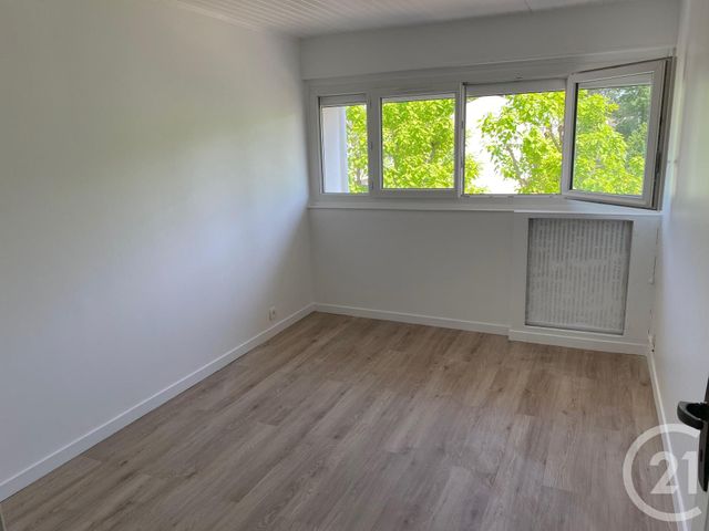 Afficher la photo en grand maison à louer - 5 pièces - 89.35 m2 - BOUFFEMONT - 95 - ILE-DE-FRANCE - Century 21 Osmose