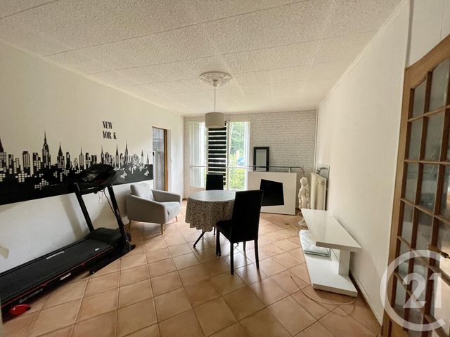 Afficher la photo en grand Appartement F3 à vendre - 3 pièces - 53.0 m2 - DOMONT - 95 - ILE-DE-FRANCE - Century 21 Osmose