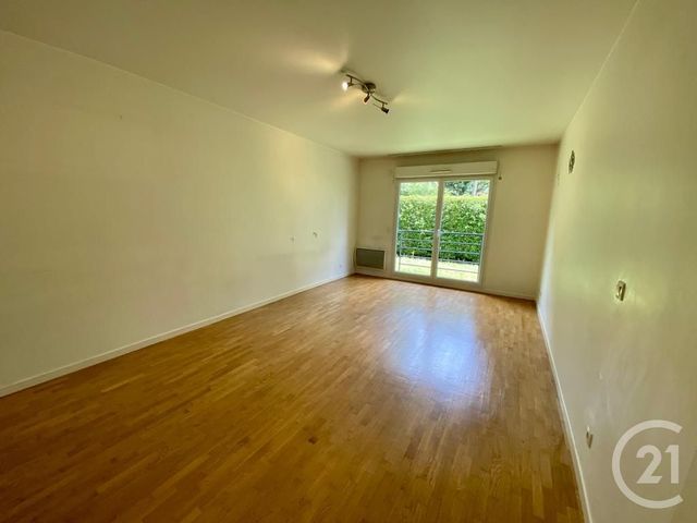 Afficher la photo en grand Appartement F3 à vendre - 3 pièces - 68.05 m2 - MONTMORENCY - 95 - ILE-DE-FRANCE - Century 21 Osmose