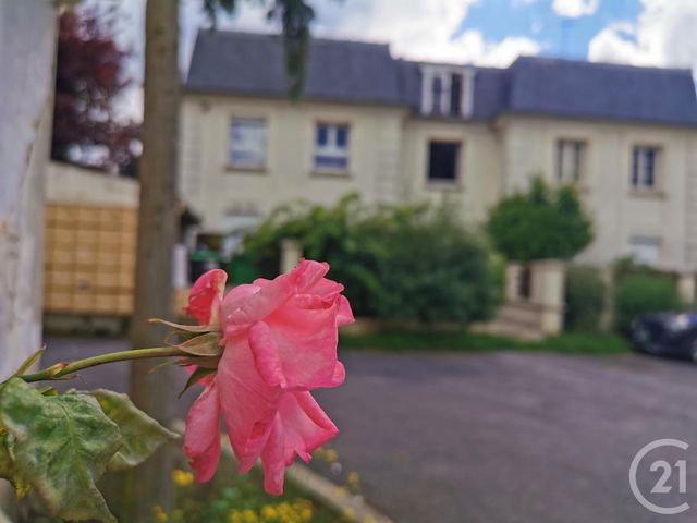 Afficher la photo en grand Appartement F2 à vendre - 2 pièces - 38.5 m2 - MAFFLIERS - 95 - ILE-DE-FRANCE - Century 21 Osmose