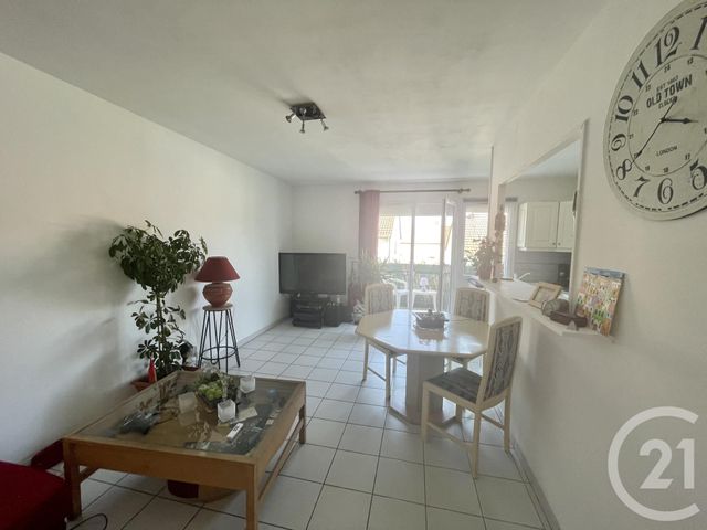 Afficher la photo en grand Appartement F2 à vendre - 2 pièces - 47.02 m2 - DOMONT - 95 - ILE-DE-FRANCE - Century 21 Osmose