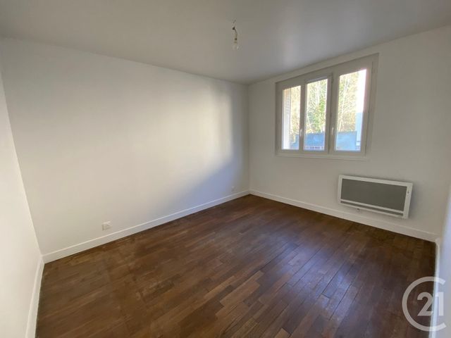 Appartement F3 à louer - 3 pièces - 56.28 m2 - ECOUEN - 95 - ILE-DE-FRANCE - Century 21 Osmose