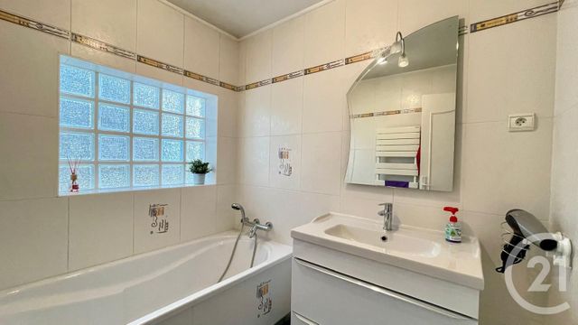 Afficher la photo en grand maison à vendre - 5 pièces - 106.03 m2 - DOMONT - 95 - ILE-DE-FRANCE - Century 21 Osmose