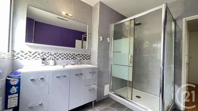 Appartement F3 à vendre - 4 pièces - 72.02 m2 - ECOUEN - 95 - ILE-DE-FRANCE - Century 21 Osmose