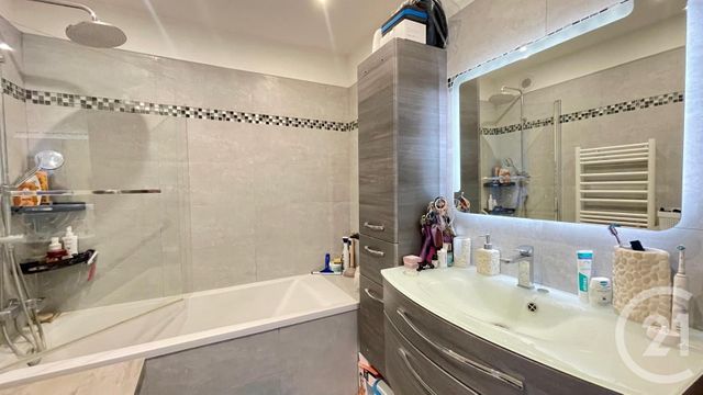 Appartement T3 à vendre - 3 pièces - 63.5 m2 - DOMONT - 95 - ILE-DE-FRANCE - Century 21 Osmose