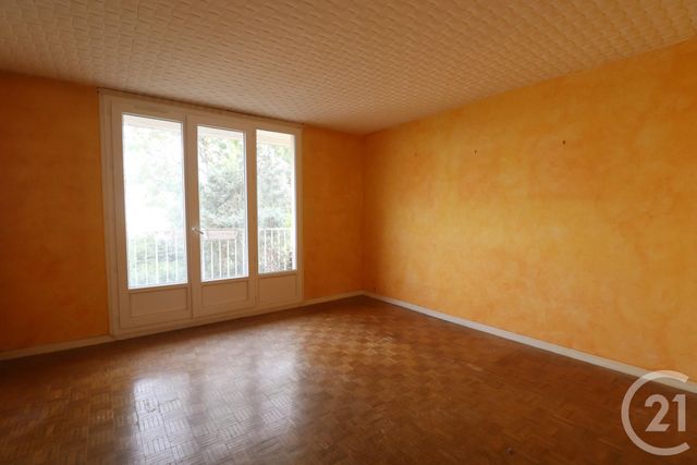 Appartement T4 à vendre - 4 pièces - 68.0 m2 - DOMONT - 95 - ILE-DE-FRANCE - Century 21 Osmose