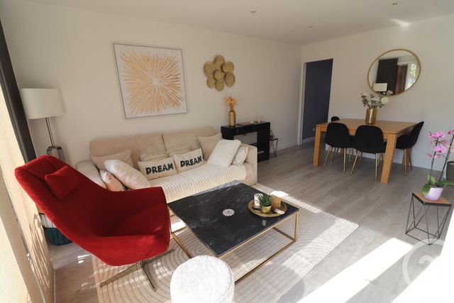 Appartement F4 à vendre - 4 pièces - 78.0 m2 - DOMONT - 95 - ILE-DE-FRANCE - Century 21 Osmose