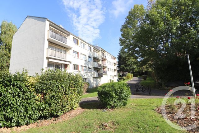 Appartement F4 à vendre - 4 pièces - 78.0 m2 - DOMONT - 95 - ILE-DE-FRANCE - Century 21 Osmose