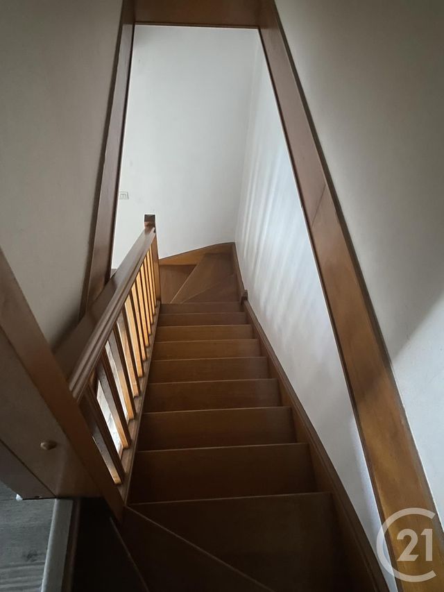 Appartement à louer - 2 pièces - 46.28 m2 - BOUFFEMONT - 95 - ILE-DE-FRANCE - Century 21 Osmose