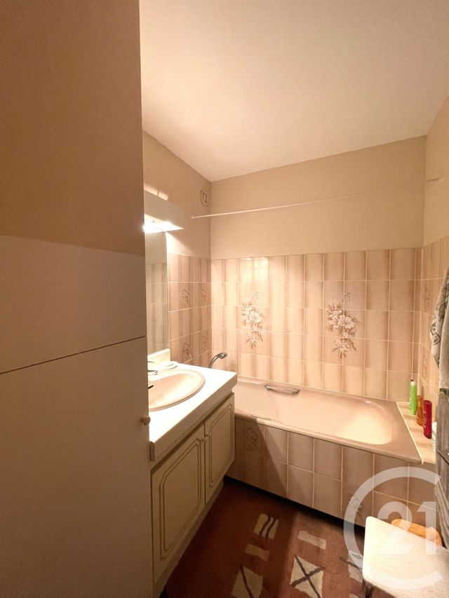 Appartement F4 à vendre - 4 pièces - 76.83 m2 - SANNOIS - 95 - ILE-DE-FRANCE - Century 21 Osmose