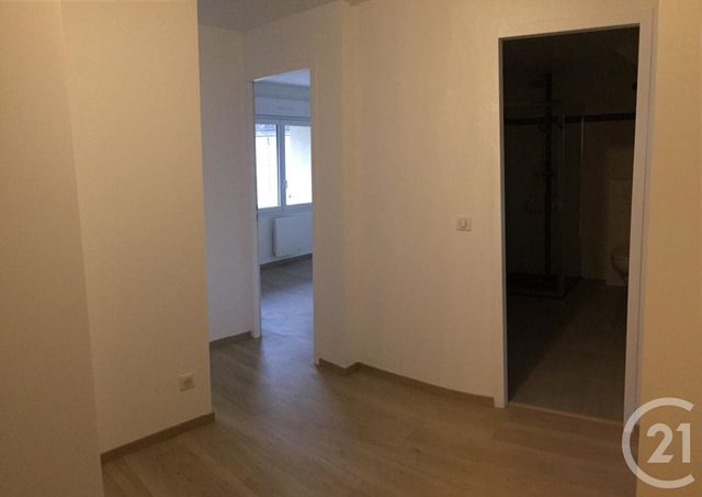 Appartement Duplex à louer - 5 pièces - 84.1 m2 - MAFFLIERS - 95 - ILE-DE-FRANCE - Century 21 Osmose