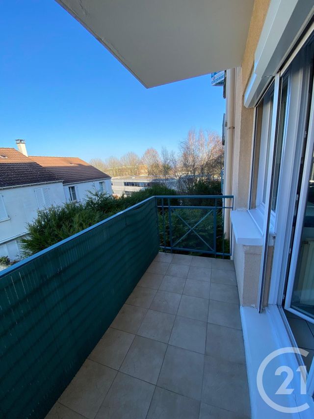 Appartement F2 à louer - 2 pièces - 45.8 m2 - DOMONT - 95 - ILE-DE-FRANCE - Century 21 Osmose