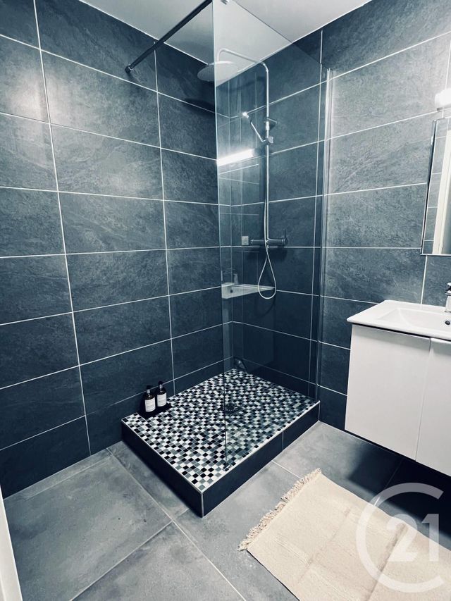 Appartement F3 à louer - 3 pièces - 52.9 m2 - LUZARCHES - 95 - ILE-DE-FRANCE - Century 21 Osmose