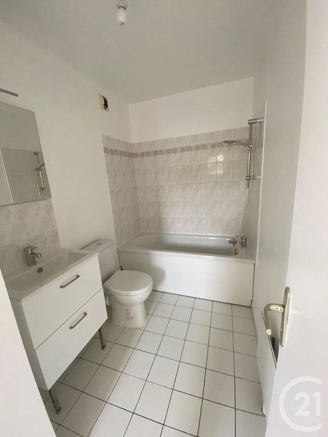 Appartement F1 à louer - 1 pièce - 27.12 m2 - DOMONT - 95 - ILE-DE-FRANCE - Century 21 Osmose