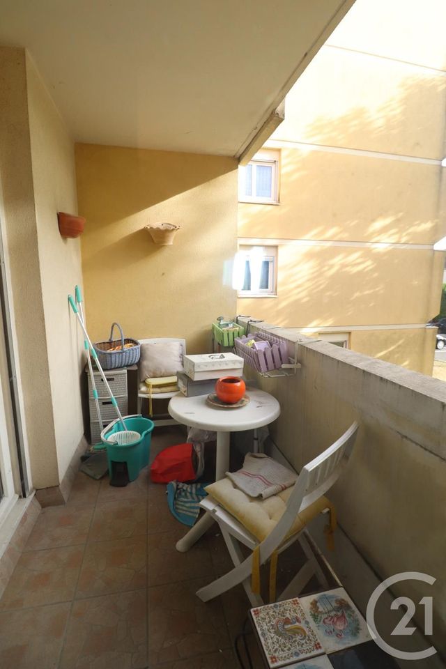 Appartement T3 à vendre - 3 pièces - 74.36 m2 - EZANVILLE - 95 - ILE-DE-FRANCE - Century 21 Osmose