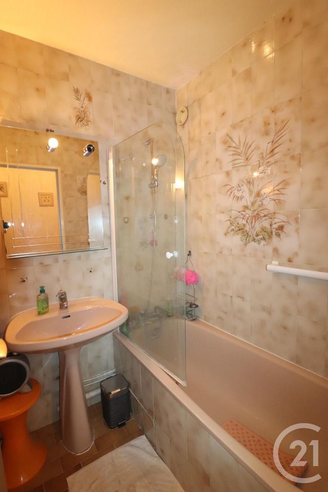 Appartement T3 à vendre - 3 pièces - 74.36 m2 - EZANVILLE - 95 - ILE-DE-FRANCE - Century 21 Osmose