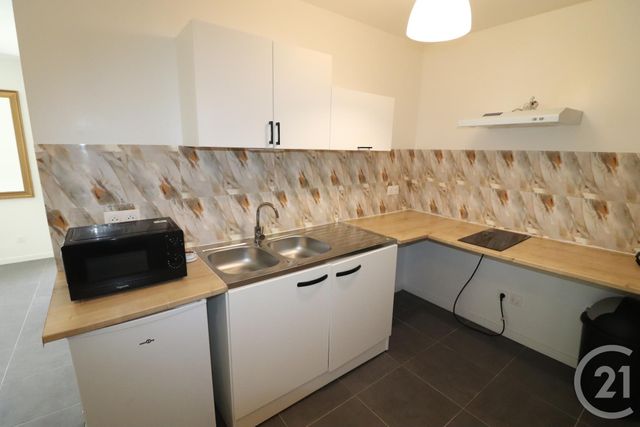 Appartement F3 à louer - 3 pièces - 52.7 m2 - LUZARCHES - 95 - ILE-DE-FRANCE - Century 21 Osmose
