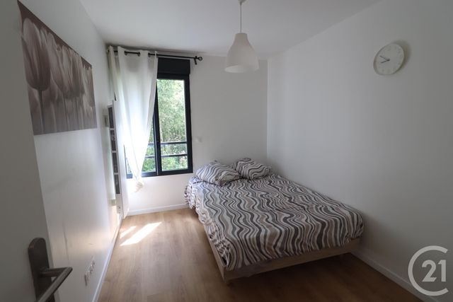 Appartement F3 à louer - 3 pièces - 52.7 m2 - LUZARCHES - 95 - ILE-DE-FRANCE - Century 21 Osmose