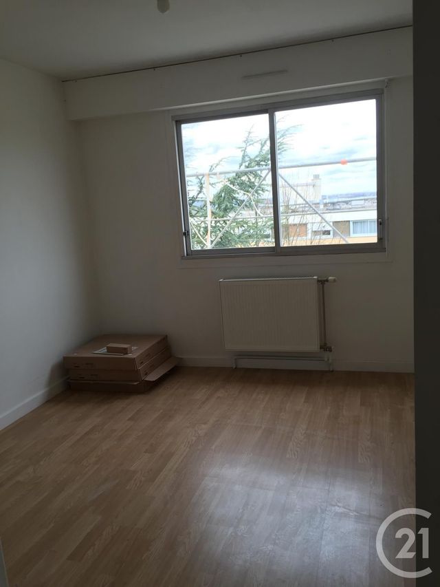 Appartement F3 à louer - 3 pièces - 68.65 m2 - DOMONT - 95 - ILE-DE-FRANCE - Century 21 Osmose