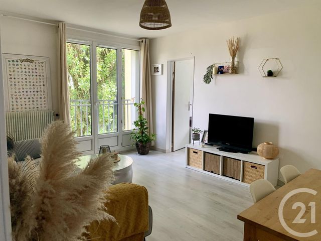 Appartement F4 à vendre - 4 pièces - 66.0 m2 - DOMONT - 95 - ILE-DE-FRANCE - Century 21 Osmose