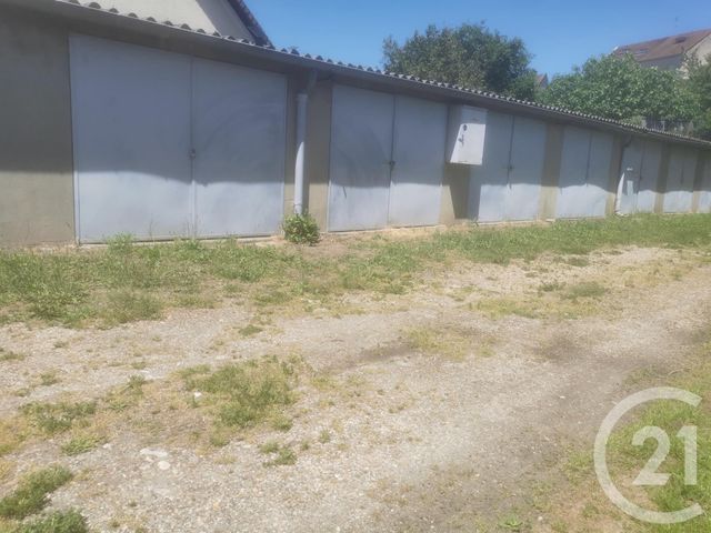 parking à louer - 15.0 m2 - MOISSELLES - 95 - ILE-DE-FRANCE - Century 21 Osmose