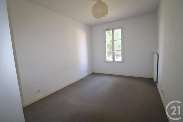 Appartement F2 à louer - 2 pièces - 40.17 m2 - MOISSELLES - 95 - ILE-DE-FRANCE - Century 21 Osmose