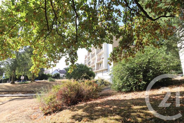Appartement F3 à vendre - 3 pièces - 59.45 m2 - DOMONT - 95 - ILE-DE-FRANCE - Century 21 Osmose