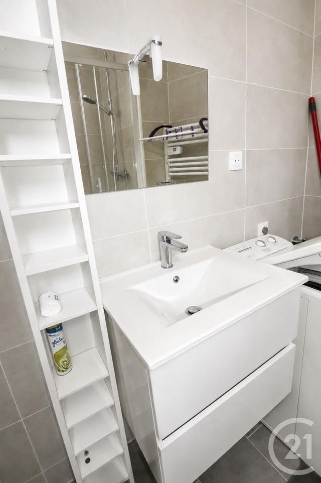 Appartement à louer - 2 pièces - 26.42 m2 - ST PRIX - 95 - ILE-DE-FRANCE - Century 21 Osmose