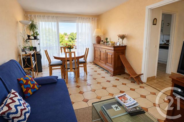 Appartement F4 à vendre - 4 pièces - 78.0 m2 - ECOUEN - 95 - ILE-DE-FRANCE - Century 21 Osmose