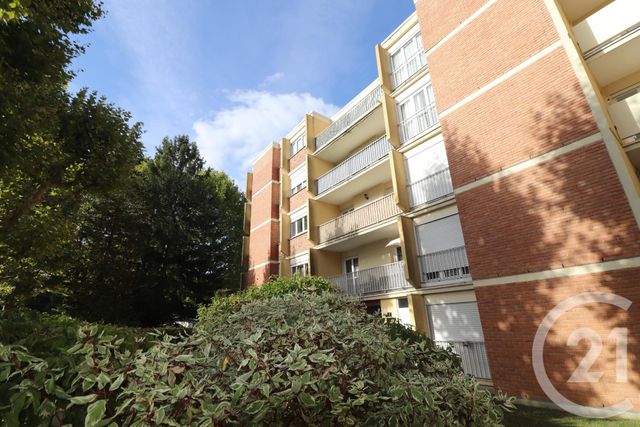 Appartement T3 à vendre - 3 pièces - 74.36 m2 - EZANVILLE - 95 - ILE-DE-FRANCE - Century 21 Osmose